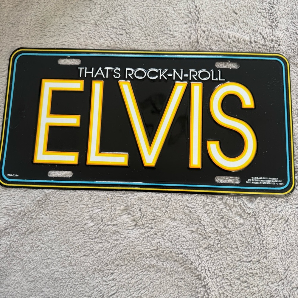 Elvis Presley 1994 “That’s Rock-N-Roll” Metal Embossed License‎ Plate Sign